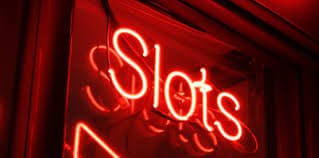Pengalaman bermain slot online dan sportsbook di pisang77 Indonesia
